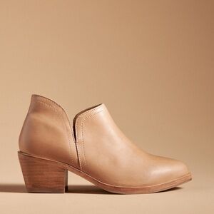 Nisolo Mia everyday boots